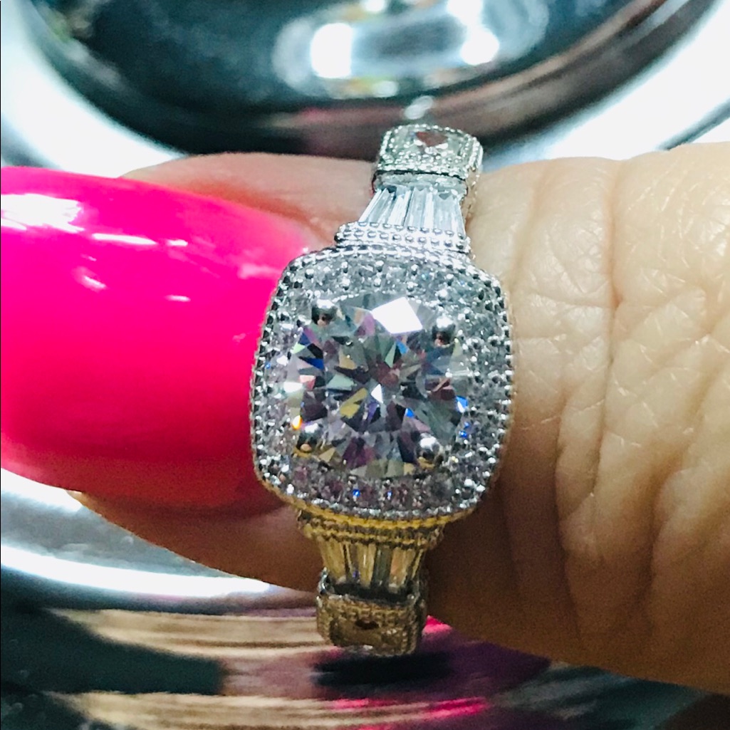 Bella Luce Ring Price Reduction Valentines Day 40$
